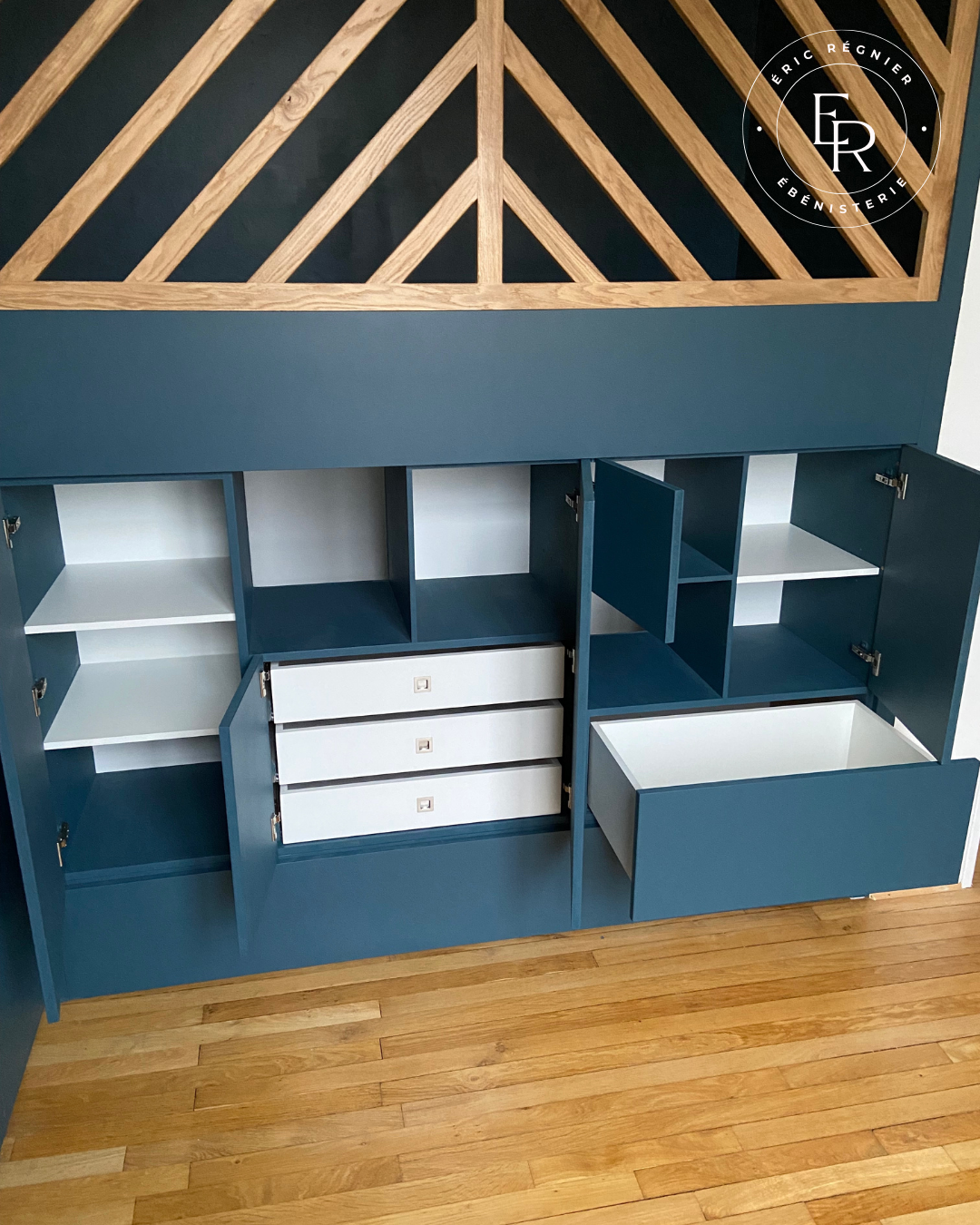 Chambre sur mesure enfant Eric Regnier ebenisterie